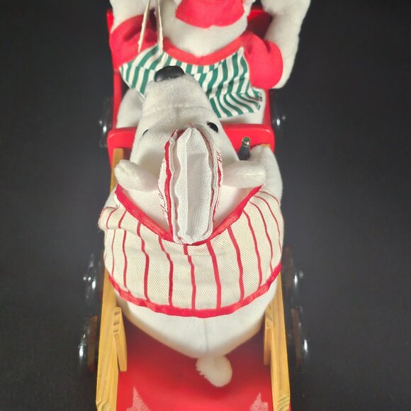 Vintage Red Wooden Coca Cola Truck With 2 White Coca Cola Bean Bag Plush Bears - Picture 4 of 11